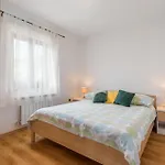 42 Labin (Istria)